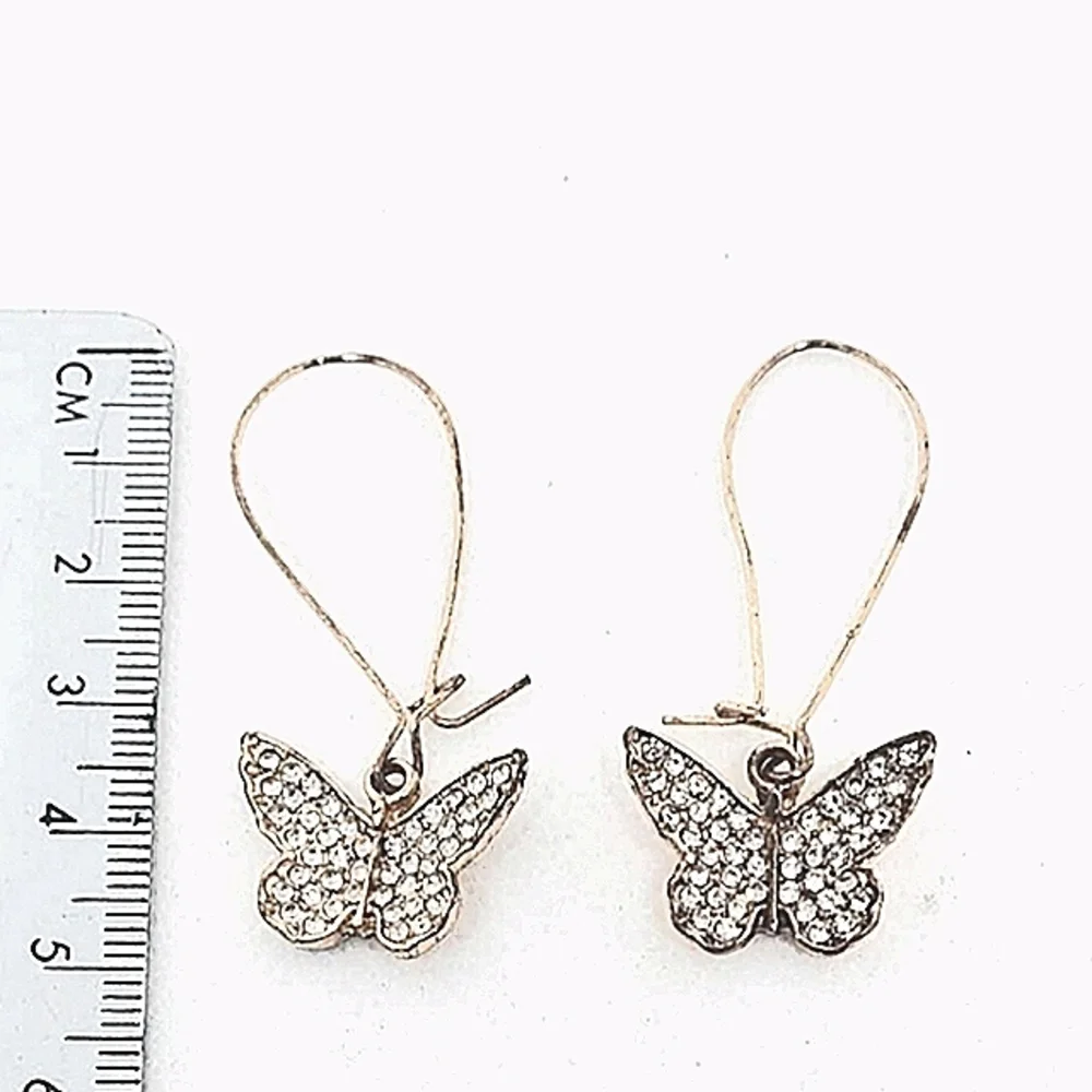 NWT Beautiful CZ Butterfly Earrings Gold Crystal  Pierced Elegant Feminine NEW